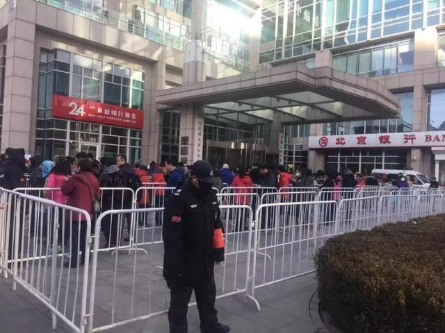 千萬(wàn)人排隊(duì)退超10億元押金，被資本和市場(chǎng)拋棄的ofo如何熬過(guò)寒冬